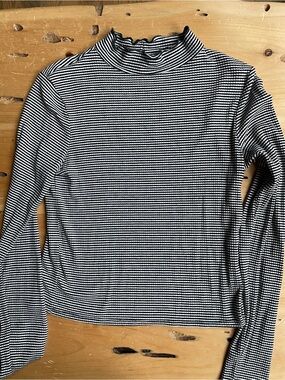Black & White Striped Mock Neck Long Sleeve Top